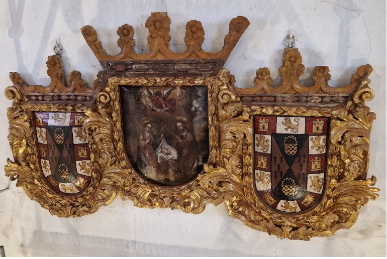 Subida del escudo de la parroquia de Santa María de las Nieves  de Olivares - Alquiansa