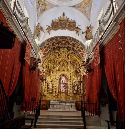Subida del escudo de la parroquia de Santa María de las Nieves  de Olivares - Alquiansa