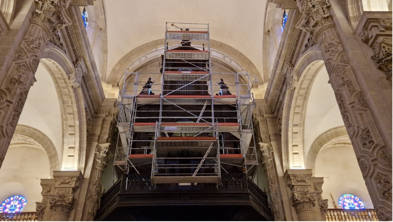 Restauración del órgano de la iglesia colegial de El Salvador - Alquiansa